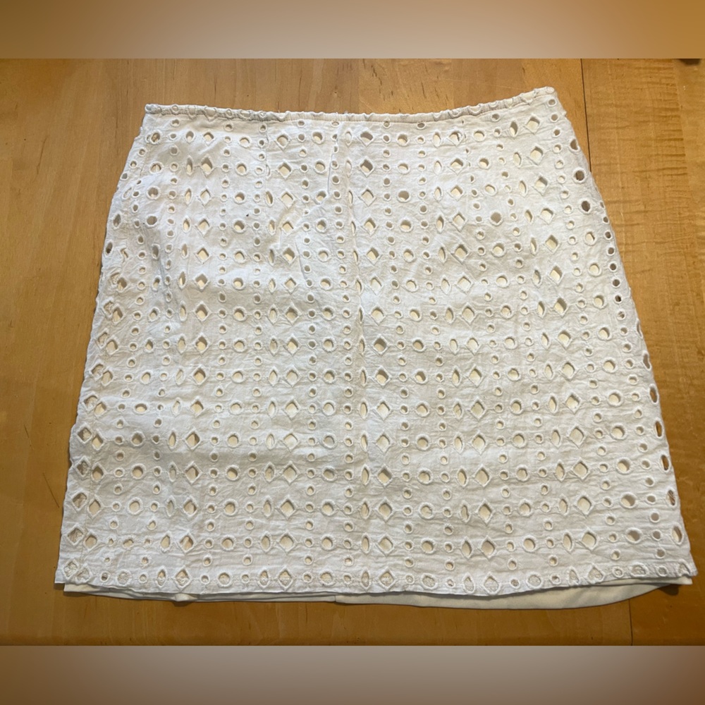 Alya Vintage A-Line Mini-Skirt W/Eyelet Details- Size S